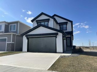 2 S Legacy Rd, Rural Red Deer County, AB T4E 3C5