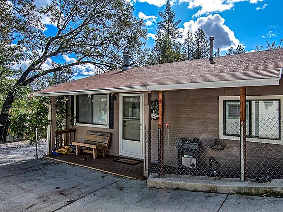 3rd image of 20761 Mammoth Dr