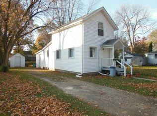 1021 Elizabeth St, Midland, MI 48640