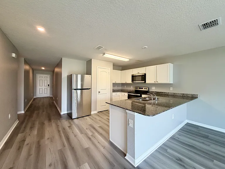 687 Gila Dr — Photo 10