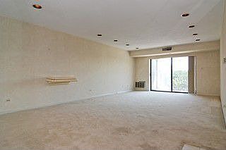Living Room / Dining Room