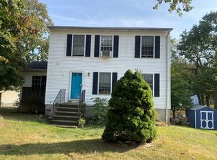 1 Hoyt St, Milford, CT 06460