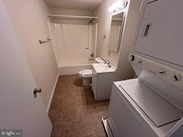 408 S State St #3 — Photo 5