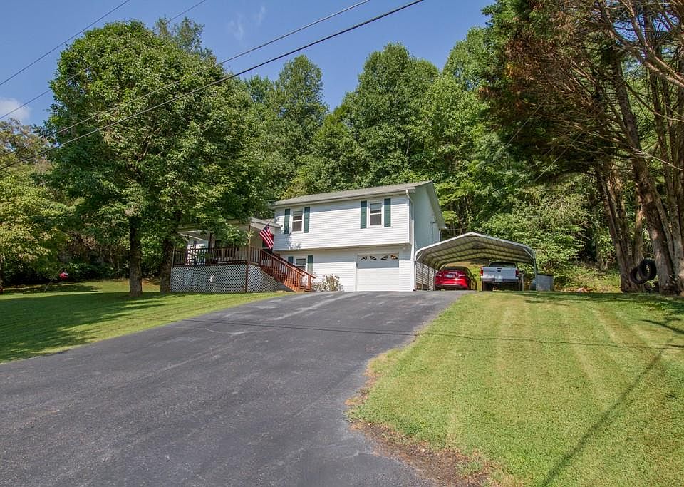 1st image of 213 Anderson Dr