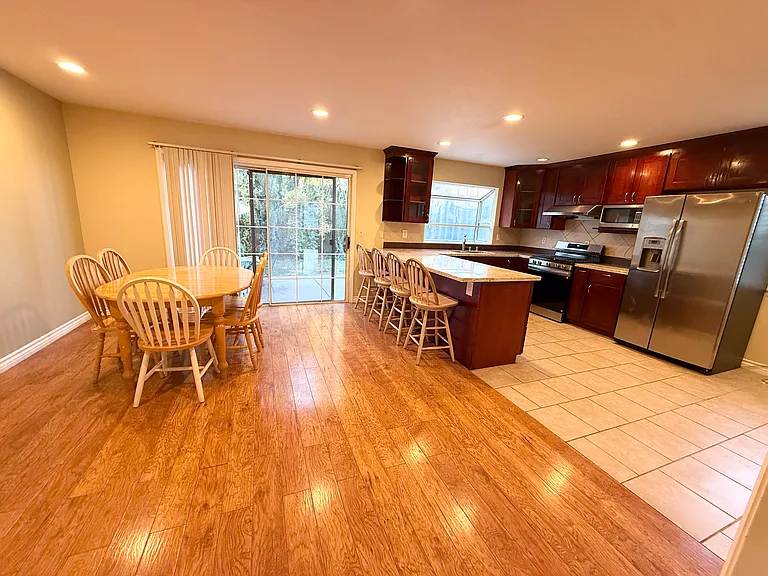 Date Blossom Ct — Photo 3