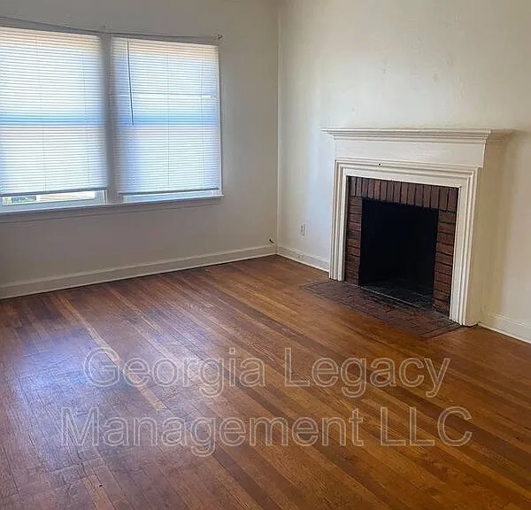 21 Andrews Ct #101 — Photo 6