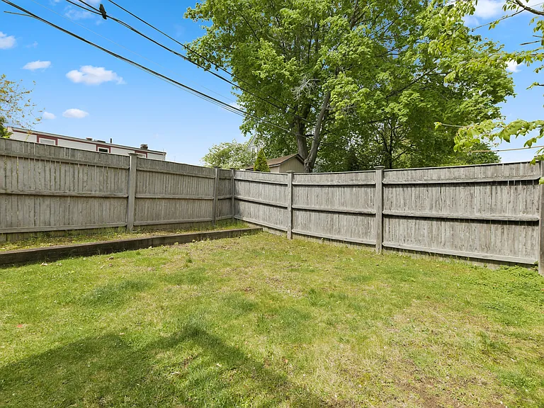 14 Westover St #2 — Photo 24