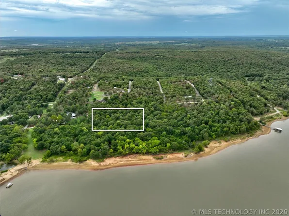 3 Baldwin St, Canadian, OK 74425