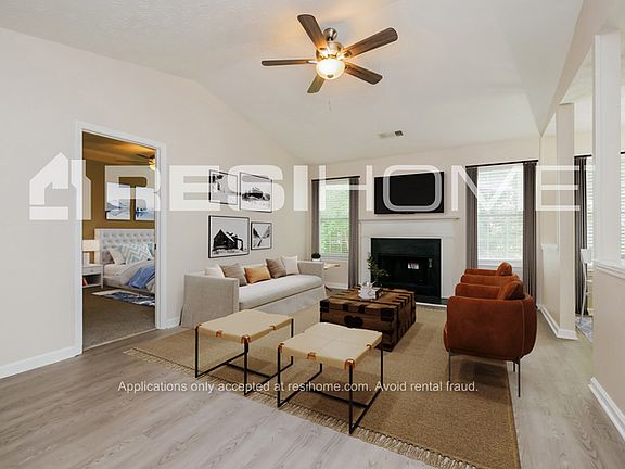 5th image of 311 Autumn Lake Dr