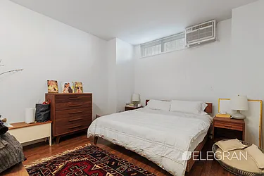 Rented by (Legacy) Elegran