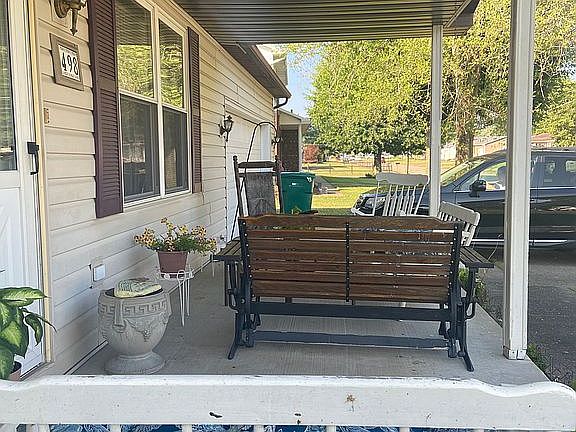 5th image of 498 Lincolnshire Dr