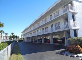 9755 Harrell Ave APT 106, Treasure Island, FL 33706