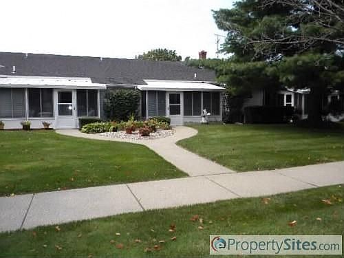 1st image of 7349 Pinegrove Dr #31