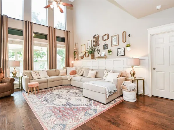 5526 Walnut Glen Lane, Rosenberg, TX 77471