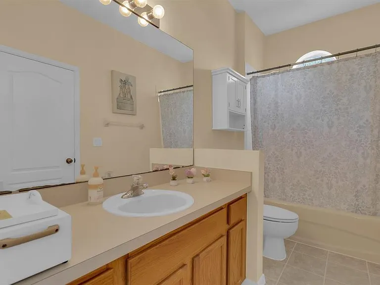 13527 Daniels Landing Cir — Photo 22