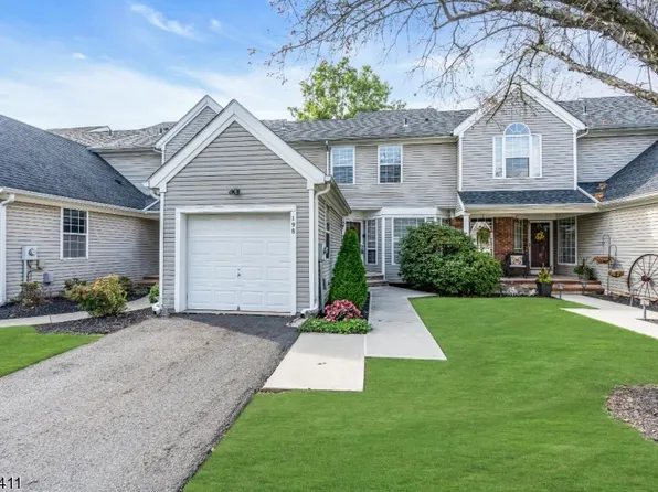 198 Teasel Ct, Readington Twp., NJ 08889
