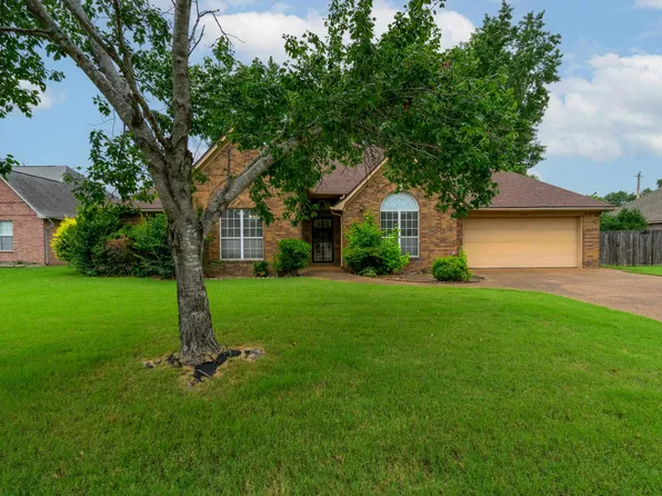 3726 Russell Hurst Dr E, Bartlett, TN 38135