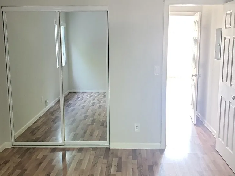 814 Sartori Ave #Q — Photo 11