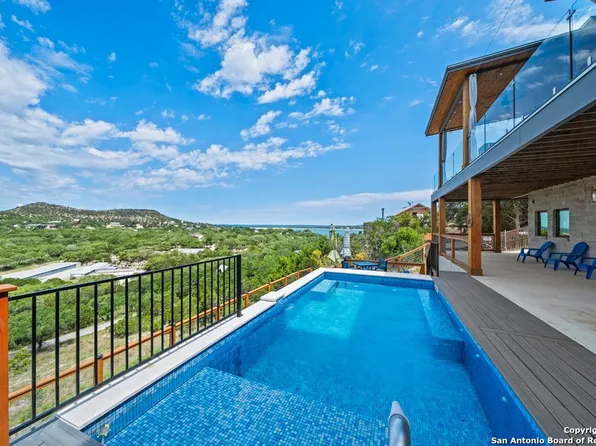 1053 Ledge Path, Canyon Lake, TX 78133