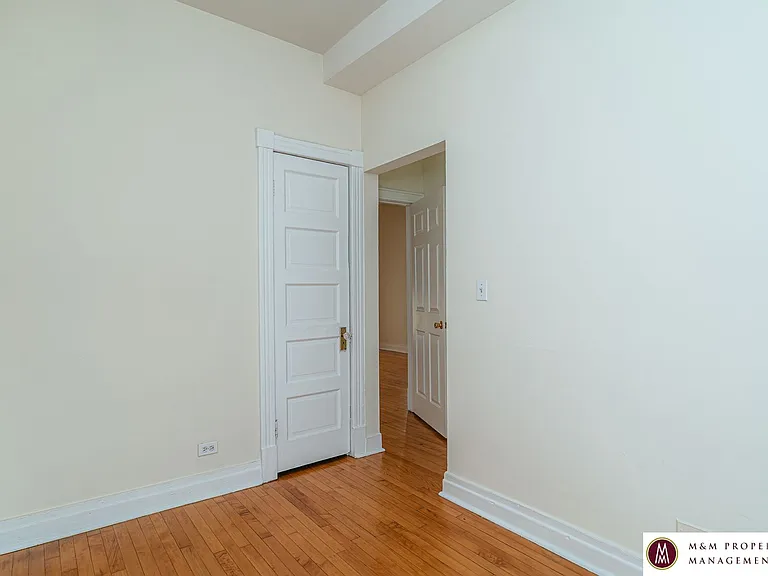 1117 S Racine Ave — Photo 28