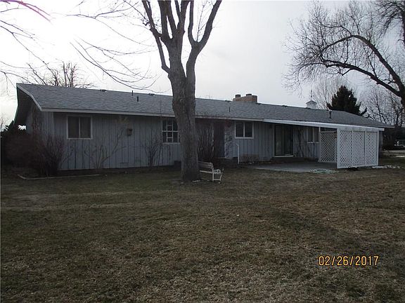 3rd image of 3792 Heritage Dr