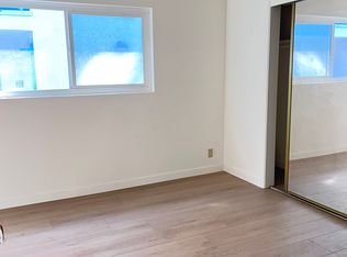 15045 Burbank Blvd APT 6, Van Nuys, CA 91411