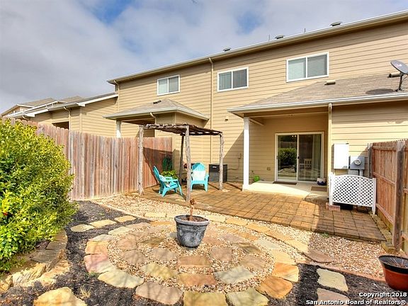 3rd image of 26827 Villa Toscana