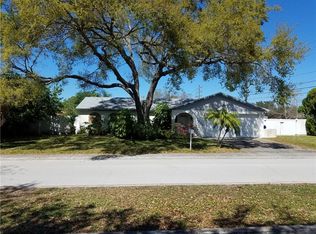 2032 Sourwood Blvd, Dunedin, FL 34698