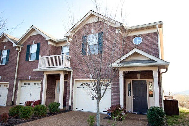 1st image of 1804 Brentwood Pointe