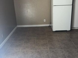3235 N Fruit Ave APT A, Fresno, CA 93705