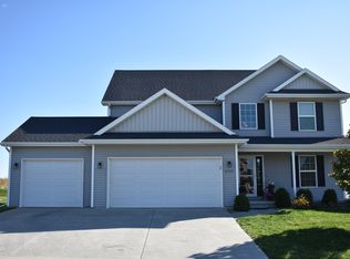 1717 Flagstone Dr, Normal, IL 61761