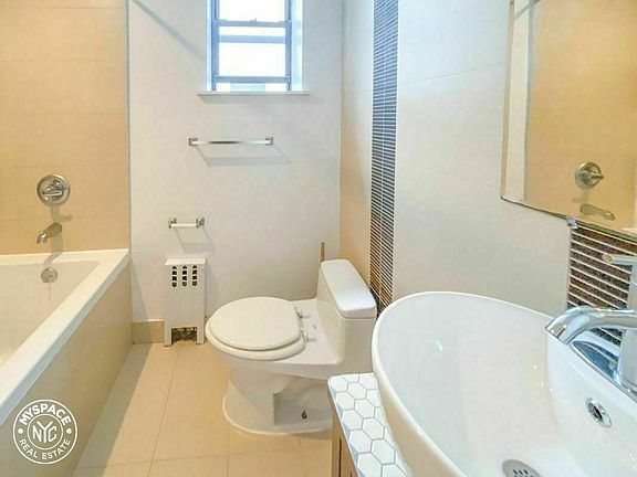 3rd image of 1058 Bergen St #4LL