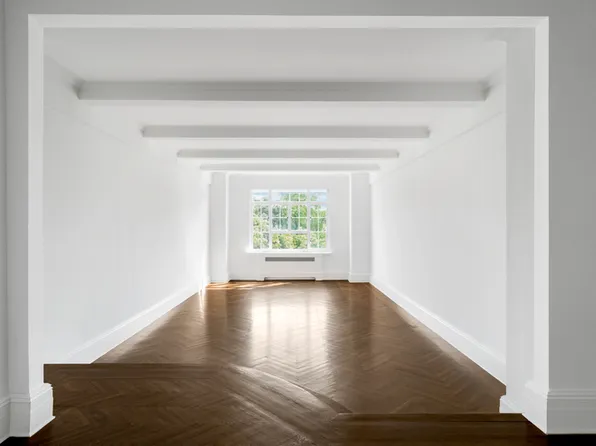 241 Central Park West image 1 of 10