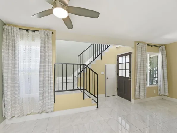 13230 Johannesberg Way Unit 16, Poway, CA 92064