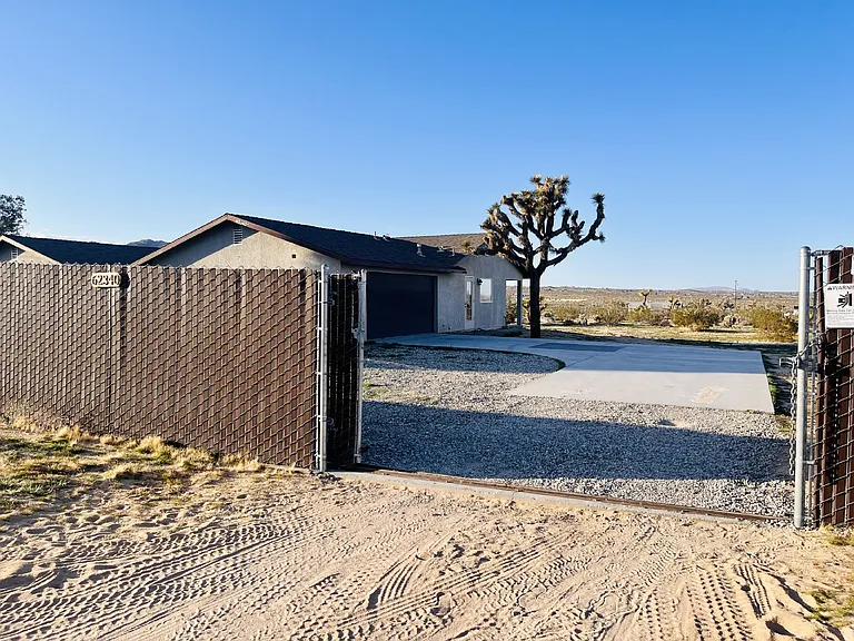 62340 Hacienda Rd — Photo 32
