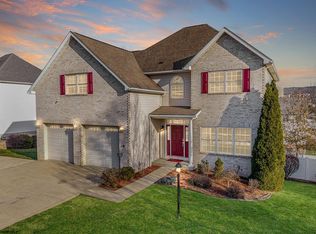 1051 Autumn Ave, Morgantown, WV 26508