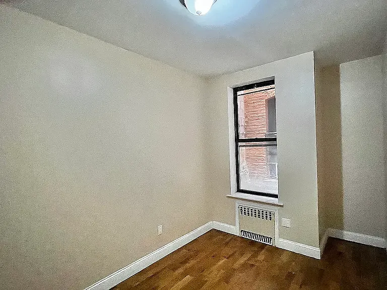 424 E 138th St #2C — Photo 2