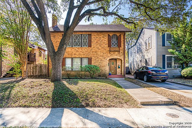 1st image of 206 E Lullwood Ave