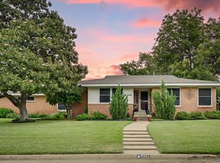 2748 Spruce Park Dr, Fort Worth, TX 76118