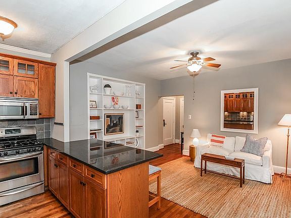 3rd image of 3010 Wisconsin Ave NW APT 104