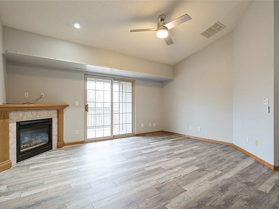 5th image of 250 Cimarron Dr Unit 124