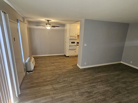 3rd image of 545 N Hayworth Ave APT 207