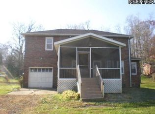 2100 Saltwell Rd NW, Dover, OH 44622