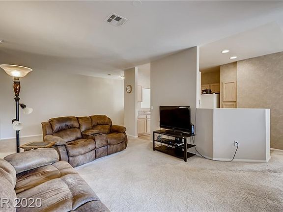 5th image of 1608 Cardinal Bluff Dr Unit 202