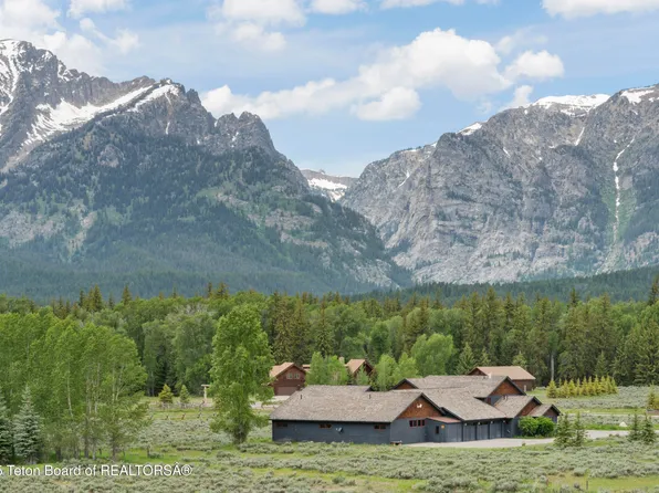 500 E Solitude Dr, Jackson, WY 83001