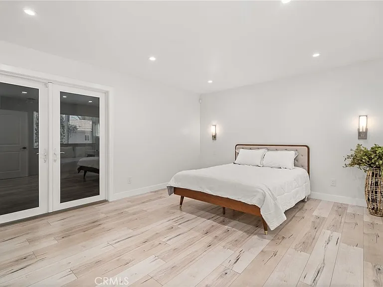 4630 Cedros Ave — Photo 31