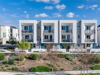390 Merit, Irvine, CA, 92618