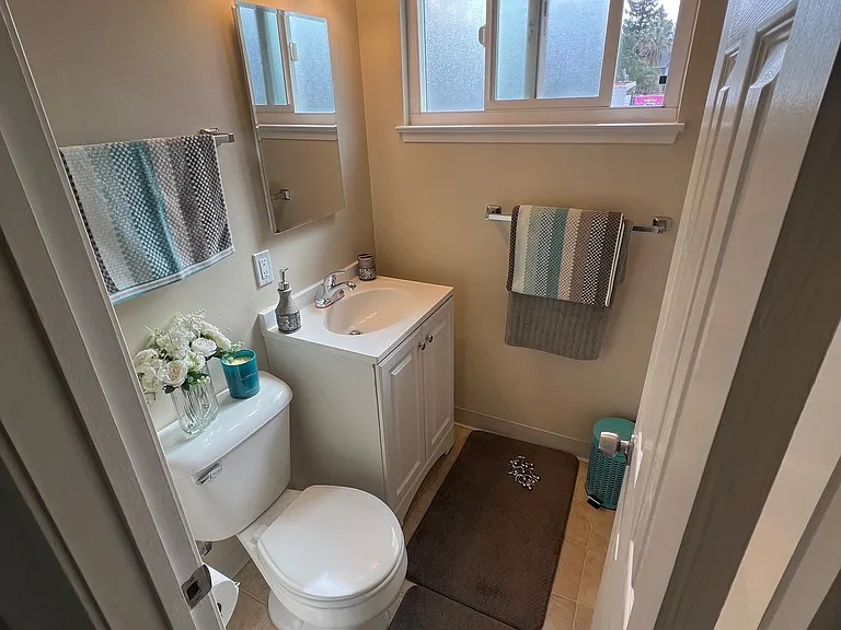 240 Di Salvo Ave #17 — Photo 10
