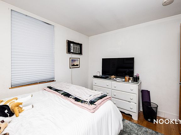 5th image of 346 Grand St #3R