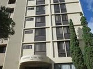 3050 Ala Poha Pl #PENTHOUSE E2, Honolulu, HI 96818